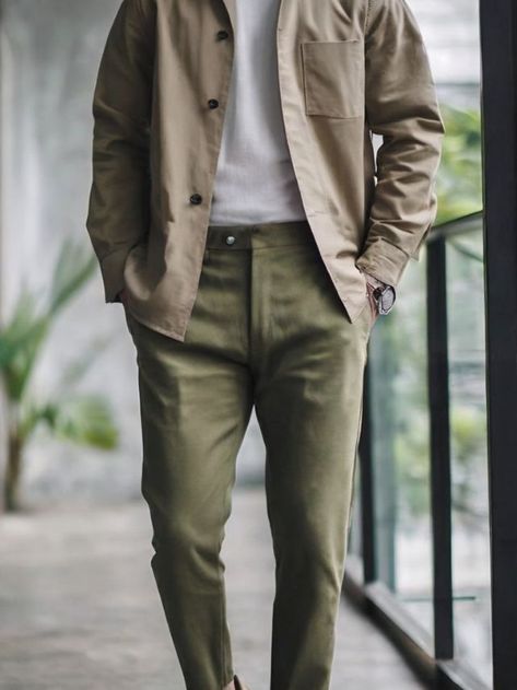 Unleash Your Style: 25 Dynamic Outfit Ideas for Men's Olive Green Pants 👖 #outfitideas #howtostyle Olive Green Pants Men, Olive Pants Men, Army Green Pants Outfit, Dynamic Outfit, Olive Pants Outfit, Green Pants Men, Olive Chinos, Green Pants Outfit, Army Green Pants