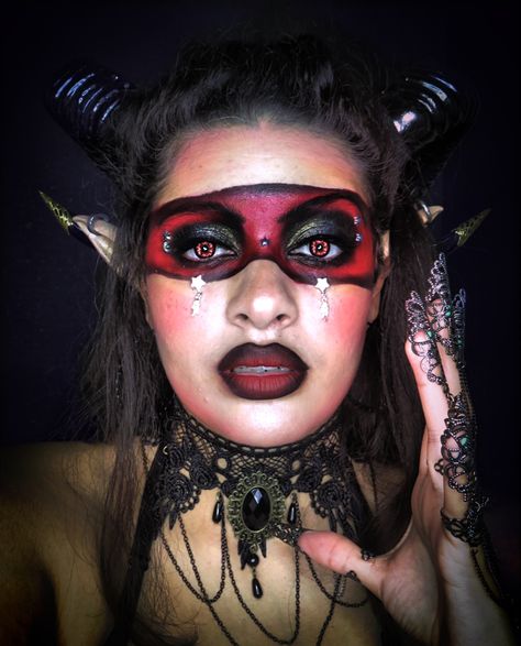 #makeup #makeupoftheday #makeuplover She Devil Makeup, Demon Makeup, She Devil, Devil Makeup, Lady Danger, Costumes Diy, Lashes Mascara, Sfx Makeup, Halloween Inspiration