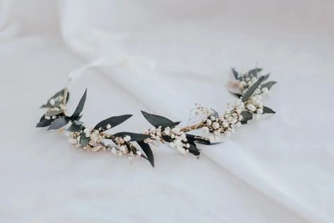 What to Expect at a Greek Wedding: Ceremonies & Traditions Explained - hitched.co.uk Gypsophila Crown, Baby's Breath Crown, Greenery Crown, Baby Breath Flower Crown, Fairytale Bridal, Boho Crown, Flowers Crown, Eucalyptus Bouquet, Crown Baby