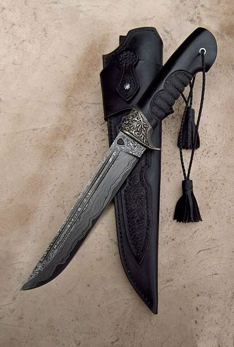 Knife Styles, Fantasy Dagger, Knife Aesthetic, Pretty Knives, Dagger Knife, Bushcraft Knives, Cool Swords, Knife Collection, Cool Knives