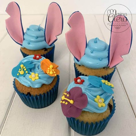 Stitch Disney Cupcakes, Lilo And Stitch Strawberries, Hawaiin Cupcakes, Lilo And Stitch Cupcakes Ideas, Stitch Party Ideas Decoration, Stitch Cupcakes Ideas, Lilo And Stitch Cupcakes, Stitch Birthday Ideas, Pastel Stitch