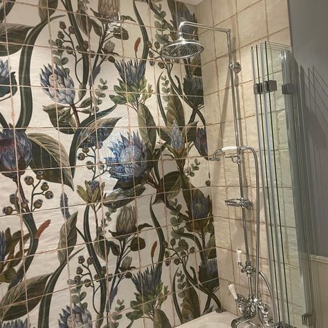 Botanical Mural, Muted Colour Palette, Bathroom Wall Mural, Current Interior Design Trends, Muted Colour, Floral Bathroom, Interior Tiles, Floral Tiles, Tile Trends