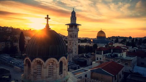 #Jerusalem #sky #sunset #cross Holy City #church Dome of the Rock #1080P #wallpaper #hdwallpaper #desktop Negara Arab, Terra Santa, Al Quds, Dome Of The Rock, Sharm El Sheikh, San Francesco, World Images, Beijing China, Travel Packages