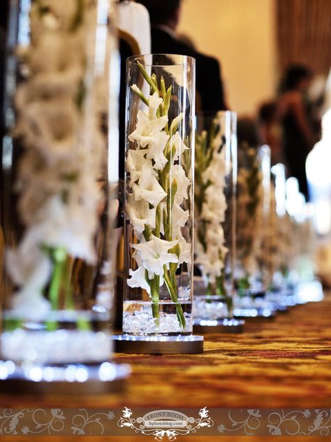 White Gladiolus Wedding, Gladiolus Centerpiece Wedding, Gladiolus Flower Arrangements Wedding, White Gladiolus Centerpiece, Gladiolus Wedding Centerpiece, Wedding Gladiolus, Gladiolus Flower Wedding, Gladiolus Wedding Flowers, Gladiolus Centerpiece