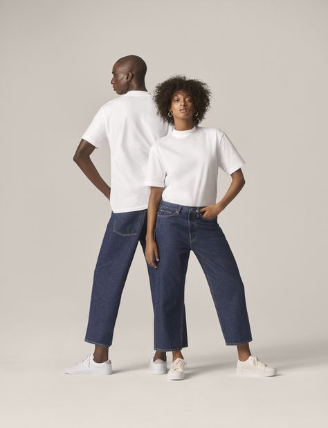 H&M's New Denim Collection Is Actually Revolutionary via @WhoWhatWearUK Clothing Line Photoshoot, Fashion Gender Neutral, Denim Photography, Pose Mode, Gender Neutral Fashion, Inspiration Photoshoot, Genderless Fashion, Simple Clothing, Unisex Clothes