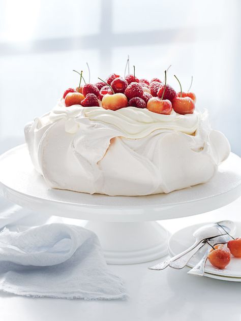 Classic Pavlova | Donna Hay Classic Pavlova, Donna Hay Recipes, Pavlova Cake, Pavlova Recipe, Donna Hay, Baking Mixes, Köstliche Desserts, Baking Mix, Cake Decorating Supplies