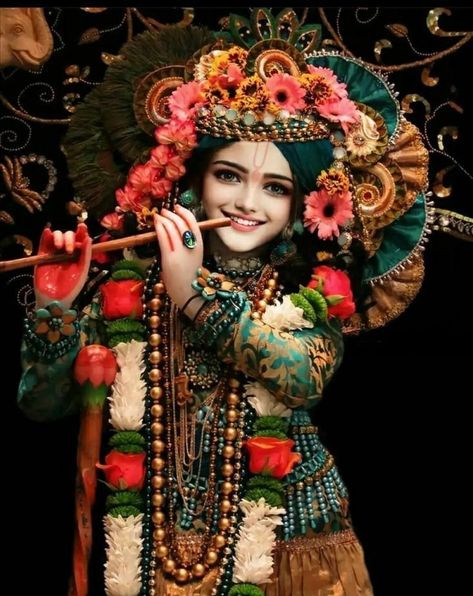 At ᴀɴᴋʜᴏʟ Sri Krishna Photos, Festival Of Fantasy Parade, Hanuman Ji Wallpapers, Radhe Krishna Wallpapers, Lord Hanuman Wallpapers, God Images, Religious Pictures, Little Krishna, Krishna Statue