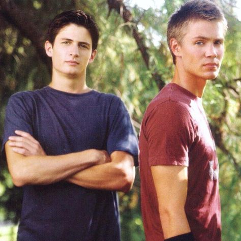 Lee Norris, Three Hills, Lucas And Peyton, Remember The Titans, James Lafferty, Lucas Scott, Scott Brothers, Nathan Scott, Chad Michael Murray