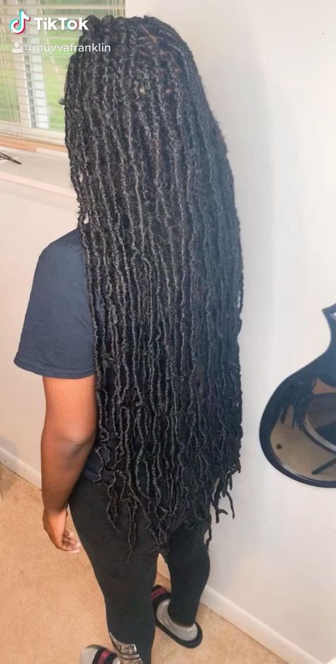 Girl Braided Hairstyles, Soft Faux Locs, Soft Locs, Ig Video, Butterfly Locs, Goddess Braids Hairstyles, Faux Locs Hairstyles, African Hair Braiding Styles, Cute Braided Hairstyles