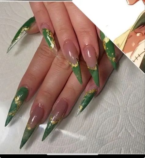 Nail Design With Flakes, Jade Nails With Gold Flakes, Jade Stilleto Nails, St Patrick’s Day Stiletto Nails, Green Gold Flake Nails, Jade Green And Gold Nails, Jade Gold Nails, Green Stilleto Nails Design, Green Pink Gold Nails