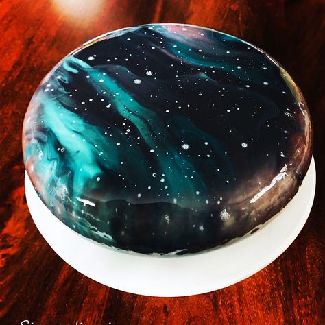 Cakes Ideas For Men Birthday, Galaxy Mirror Glaze Cake, Galaxy Mirror Glaze, Glazed Cake, Christ The Good Shepherd, Glaze Cake, Galaxy Cake, Mirror Glaze Cake, Mirror Cake