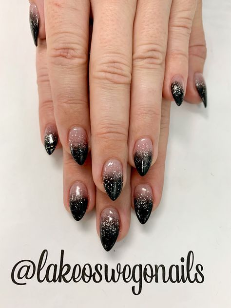 Black And Sparkle Nails Almond, Black Ombre Nails Coffin Short, Nails To Match Black Dress And Red Shoes, Short Black Stilleto Nails Designs, Black Sparkly Ombre Nails, Sparkly Spooky Nails, Witchy Pedicure Ideas, Short Claw Nails Black, Gothic Glitter Nails