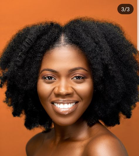 Middle Part Natural Hair Black Women, Afro Middle Part, Afrocentric Aesthetic, 4c Afro, Afro Hair Art, Natural 4c Hair, Short Dreadlocks Styles, Natural Hair Goals, Natural Hair Styles For Black