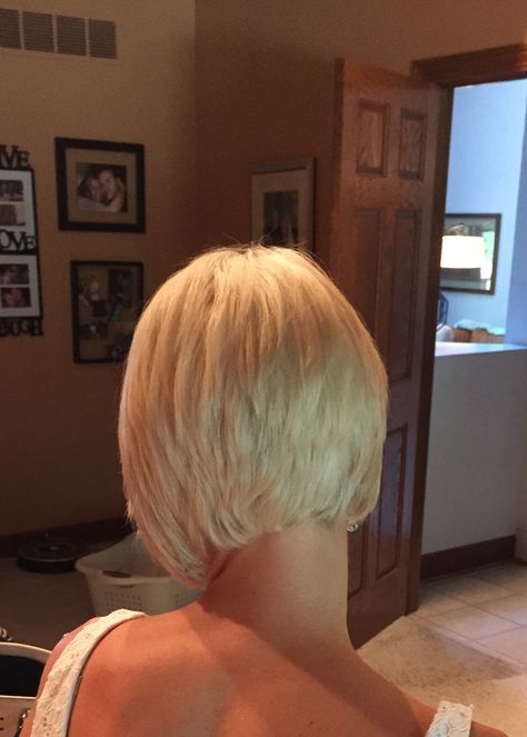 Back view of my July hair Short Blonde Hair Back View, Blonde Hair Back View, Shorter In The Back Bob, Back Bob Haircut Views, Short Bob Back View Neckline, Short Bob Back View, Cute Fourth Of July Hairstyles, Blonde Bob Back View, Fourth Of July Hairstyles