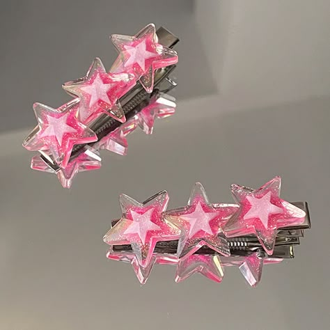 Y2K Glitter Star Hair Clip | BOOGZEL CLOTHING – Boogzel Clothing Y2k Hair Accessories, Y2k Glitter, Desain Buklet, Y2k Accessories, Kawaii Hairstyles, Star Hair, Girly Accessories, Glitter Stars, Star Decorations