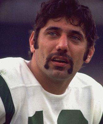 Maybe Rogers is just paying homage to football great of the past, Joe Namath? Maybe? World Football League, Fu Manchu, Jets Football, Joe Namath, American Football League, Ny Jets, Crimson Tide Football, Sport Icon, Sports Hero