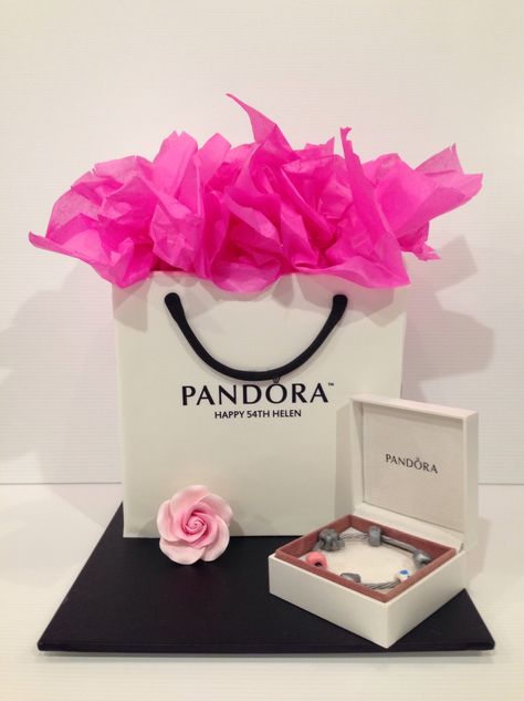 Pandora gift bag cake for a very dear friend of mine. Happy birthday Helen! Pandora Birthday Party Ideas, Shopping Bag Cake Ideas, Telfar Bag Birthday Cake, Pandora Shopping Bag, Pandora Cake, Chanel Bag Cake Birthday, Handbag Birthday Cake For Women, Fashionista Cake, Bag Cakes