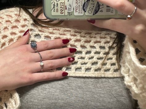 Easy nails, downtown girl, aesthetic nails, downtown girl look, nail inspo, short nails Nail Inspo Short Nails, Amanda Core, Nail Inspo Short, Short Natural Nails, Fav Aesthetic, Downtown Girl Aesthetic, Aesthetic Nails, Easy Nails, New Nails