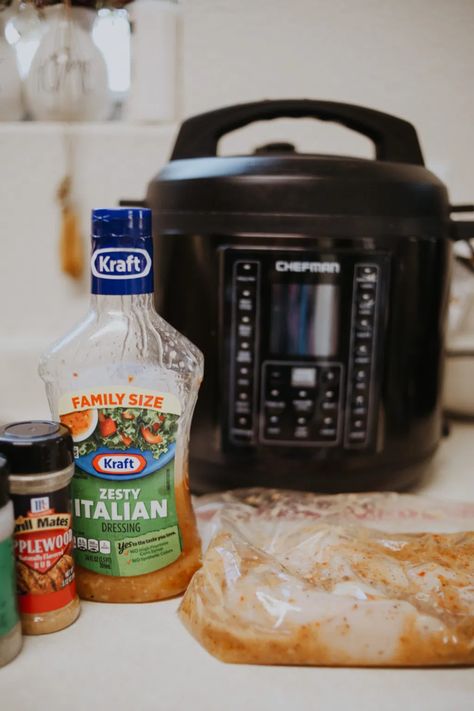 The Best Instant Pot Italian Chicken You’ll Ever Eat. Zesty Italian Chicken Instant Pot, Instant Pot Italian Dressing Chicken, Instapot Italian Chicken, Chicken Breast Italian Dressing, Marinated Chicken Breast Recipes, Instant Pot Italian Chicken, Italian Marinade For Chicken, Italian Marinated Chicken, Italian Chicken Breast