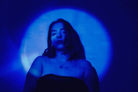 Blue Light Photoshoot Ideas, Light Blue Background Photoshoot, Person In Blue Lighting, Blue Monochrome Photoshoot, Blue Lighting Photoshoot, Blue Studio Photoshoot, Cool Tone Photography, Blue Lighting Aesthetic, Blue Theme Photoshoot