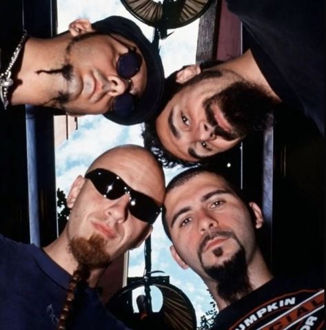 System Of A Down Group Photo, Soad Concert, Soad Daron, Band Widgets, System Of A Down Funny, System Of A Down Pfp, System Of A Down Aesthetic, Deftones Widget, System Of A Down Logo