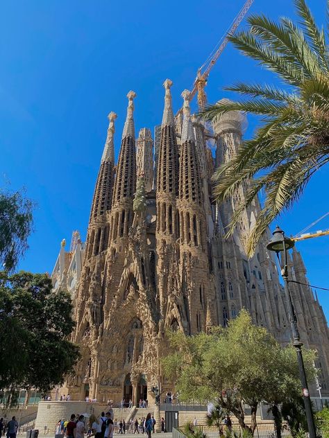 Barcelona Aesthetic, Saving And Investing, Spain Aesthetic, Compound Interest, Financial Plan, Barcelona City, Building Wealth, Freedom Is, Barcelona Travel