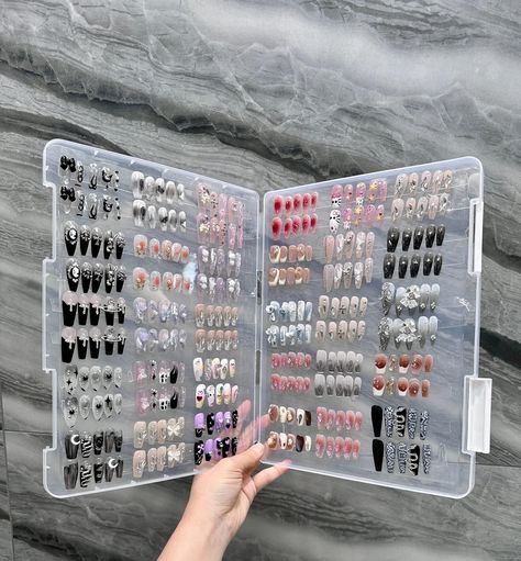 Fake Nails Storage Ideas, Fake Nail Storage, Press On Nail Storage Ideas, Press On Nail Storage, Press On Nails Business, Nail Box Design, Nails Supplies, Nail Storage, Nail Organization