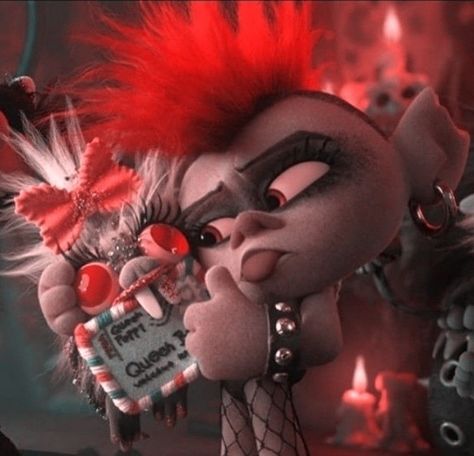 Troll Sona, Queen Barb Trolls, Trolls Screenshots, Rock Trolls, Queen Barb, Gem Drawing, Branch Trolls, Cartoon Movie Characters, Trolls 3