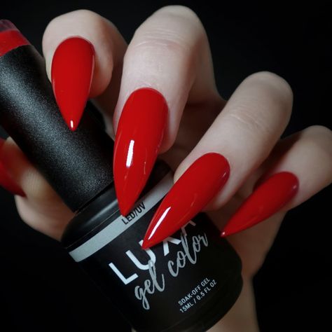 Crimson Nails Acrylic, Red Glass Nails, Matte Red Nails, Hurt So Good, Red Gel Polish, Cardi B Nails, Red Stiletto Nails, Silver Nail Designs, Bright Red Nails