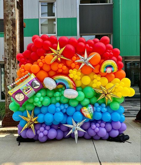 Balloon wall created for Pittsburgh Gay Pride parade/festival by Party on Butler located in Lawrenceville, PA. Red, orange, yellow, green, blue, purple balloons used along with various shapes of foil mylar balloons, such as a fun rainbow and a retro boombox, attached to wall. Rainbow Balloon Wall, Pride Balloons, Pride Decorations, Pride Ideas, Balloon Walls, Pride Party, Pride Event, Gay Pride Parade, Unfinished Business