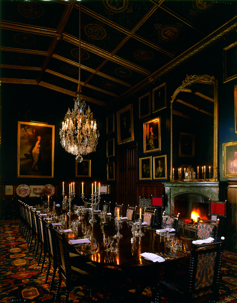 Dining Room at Eastnor Castle Castle Aesthetic Interior, Victorian Gothic Mansion, Gothic Dining Room, Room Aesthetic Dark, Manor Aesthetic, Eastnor Castle, Dark Academia Interior, Victorian Castle, Modern Bohemian Decor