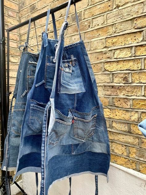 Återvinna Jeans, Jean Apron, Contouring Makeup, Apron For Men, Denim Crafts Diy, Denim Shorts Outfit, Blue Jeans Crafts, Denim Apron, Hair Hoco