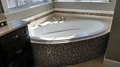 Corner Jacuzzi Tub Bathroom, Jacuzzi Tub Bathroom, Corner Jacuzzi Tub, Bathtub Pictures, Tub Bathroom, Eclectic Bathroom, Black Tile, Tub Surround, Master Bath Remodel