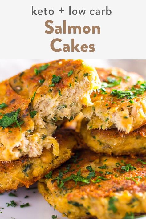 You can make these keto salmon patties without pork rinds and coconut flour! They are made with eggs and with canned meat but remain super easy. All while keeping it one of the best gluten free recipes you can find. Some call these salmon cakes or salmon patties I say tomato, tomato! Low Carb Salmon, Healthy Low Carb Snacks, Keto Salmon, Garlic Butter Salmon, Low Fat Low Carb, Salmon Cakes, Salmon Patties, Low Carb Diet Recipes, Healthy Low Carb Recipes