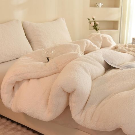 PRICES MAY VARY. 🐑【Ultimate Comfort】The double-sided reversible Sherpa comforter set is made from 100% exclusive ultra-fine fibers, providing a cloud-like feeling during a night's sleep for an unparalleled ultimate experience. Enjoy the timeless comfort and natural style of this comforter, allowing you to indulge in a restful sleep. 🐑【Fluffy & Breathable】Filled with high-quality polyester microfibers, this comforter offers an extremely fluffy and breathable warmth. It is reinforced with strong Fluffy Cloud Bed Aesthetic, Plush Comforter Sets, Aesthetic Bedding Set Cozy, Cute Comfy Chairs, White Comforter Bedroom Ideas, Fluffy Comforters, Cute Comforters, Cloud Comforter, Aesthetic Bed Sheets