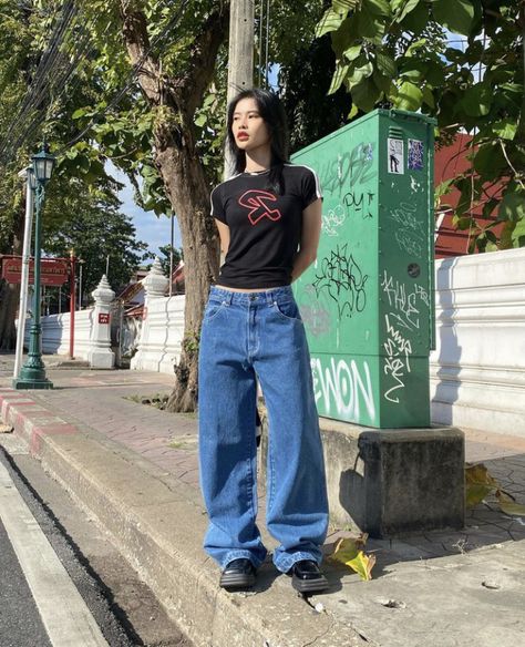 Philippines Outfit Street Styles, Outfit Ideaa, Guys Clothing Styles, 90s Fashion Outfits, Fashion Attire, Outfits Verano, Swaggy Outfits, Teenage Fashion Outfits, Korean Street Fashion