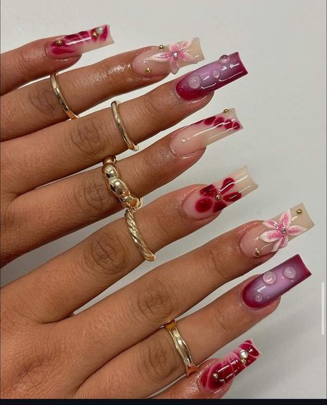 Iconic Nails, Winter Nail Art Designs, Girly Nails, Blossoming Flower, Blooming Gel, Summer Acrylic, Beauty Of Flowers, Spring Nail Designs, Drip Nails