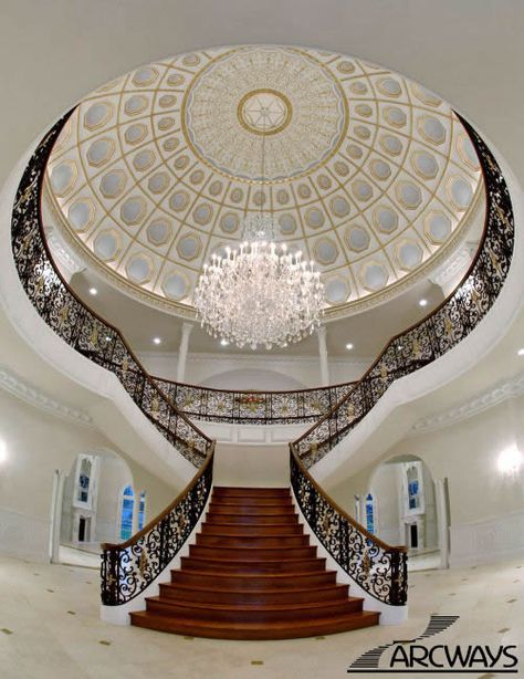 Italian Villa style mansion with huge dome ceiling, 'T' shape staircase, and more Luxury Stairs, Luxury Staircase, Beautiful Stairs, Rich Home, Curved Staircase, Grand Staircase, Staircase Design, Best Interior Design, Stairs Design