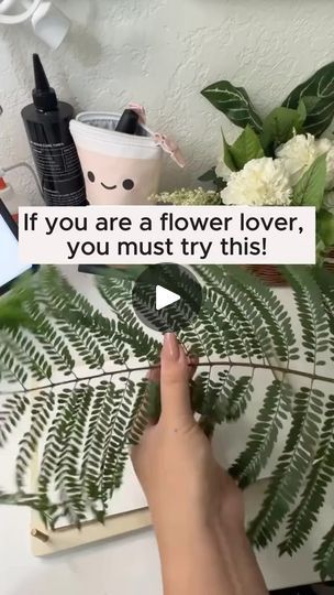 How To Store Pressed Flowers, Pressing Flowers Diy, How To Press Flowers, Flower Press Kit, Flower Pressing, Pressed Flower Crafts, Flower Press, Pressed Flower Art, Flower Lover