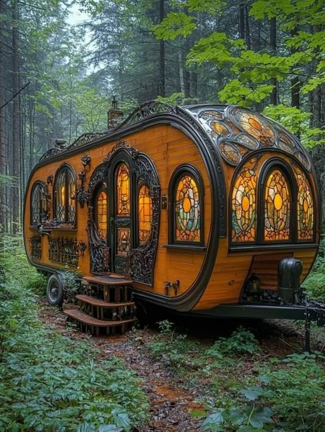 Weird Houses, Fairytale Houses, Interesting Houses, Fairytale House, Unusual Homes, Camper Living, Hobbit House, She Sheds, Fantasy House