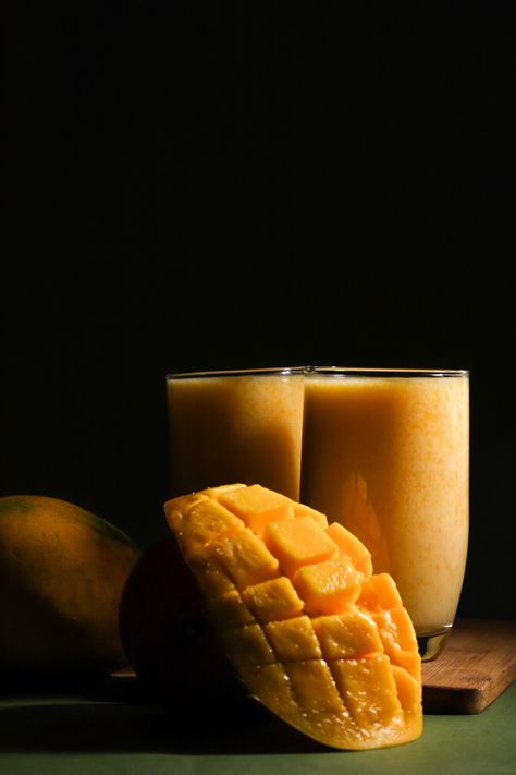 #mango #mangoshake Mango Juice Aesthetic, Korean Emoji, Mango Photography, Mango Drinks, Product Animation, Mango Juice, Cooking Hacks, Secret Ingredient, Bored Panda