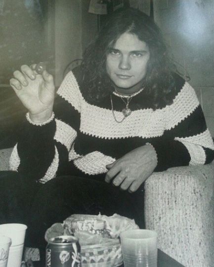 Billy Corgan, Smashing Pumpkins, Robert Smith, Attractive People, Pretty Men, Music Stuff, Punk Fashion, Cool Bands, Pink Heart