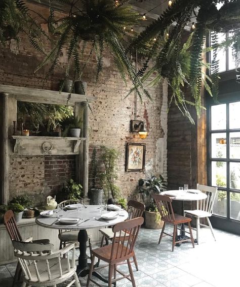 “The only cardio I did this weekend was 18 laps around Harp & Crown’s brunch buffet” … sounds legit to us.#regram @lisa.singer....#harpandcrown #brunch #interiors #schulsoncollective #visitphilly #foobooz #eaterphilly Loft Cafe, Restaurant Inspiration, Greens Restaurant, Cafe And Restaurant, Rustic Restaurant, Brunch Buffet, Bar Interior, Cafe Style, Bar Design Restaurant