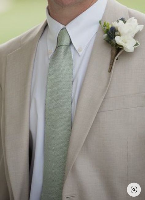 Green Tux, Brother Of The Bride, Sage Green Wedding Colors, Sage Green Tie, Costume Vert, Green Wedding Suit, Moms And Daughters, Green Tuxedo, Wedding Tux