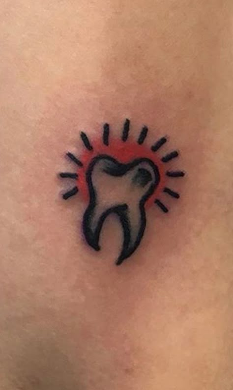 Traditional Tattoo Tooth, Kitten Tattoo, Rat Tattoo, Tooth Tattoo, Traditional Tattoo Old School, Funky Tattoos, Party Tattoos, Red Ink Tattoos, Spooky Tattoos