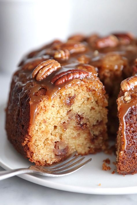 Delicious Pecan Pie Pound Cake Coffee Pecan Pound Cake, Chocolate Pecan Pound Cake, Apricot Brandy Pound Cake Recipe, Caramel Pecan Pound Cake, Wet Cake Recipes, Pecan Upside Down Cake With Box Cake, Pecan Pie Pound Cake Recipes, Fried Pound Cake, Pecan Pie Bundt Cake Recipe