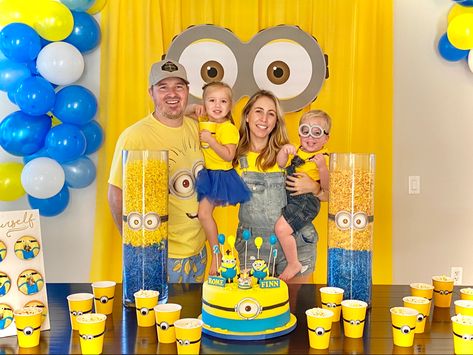 Minions Theme Birthday Party Decor Ideas, Minion Birthday Party Ideas, Minion Themed Birthday Party, Minions Party Ideas, Minions Birthday Party Decorations, Minion Party Decorations, Minion Party Theme, 4 Minions, Minions Birthday Theme