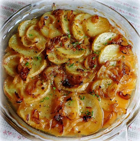 Nigel's Potatoes | The English Kitchen Potatoes Lyonnaise, Recipes Potato, Recipe Potato, The English Kitchen, Scalloped Potato Recipes, English Kitchen, Potato Recipes Side Dishes, Side Dishes Recipes, Potato Side Dishes