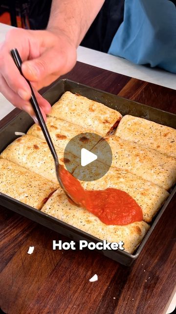 Healthy Pizza Pockets, Hot Pocket Stuffed Crust Pizza, Hot Pockets Recipe, Hot Pocket Pizza, Pizza Board Ideas, Pepperoni Cups, Handheld Meals, Pizza Pockets Recipe, Hot Pocket Recipes