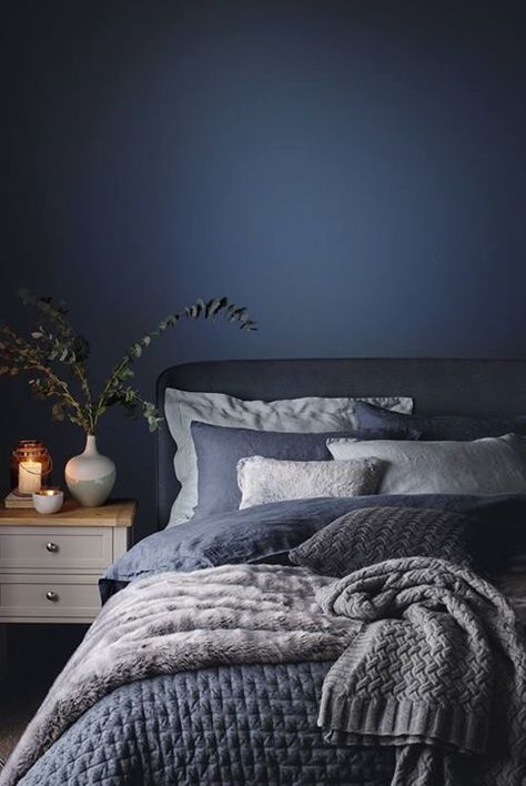 Blue Bedroom Ideas For Couples, Winter Bedroom, Blue Bedroom Decor, Dark Bedroom, Decor Ikea, Shabby Chic Bedrooms, Couple Bedroom, Gray Bedroom, Trendy Bedroom